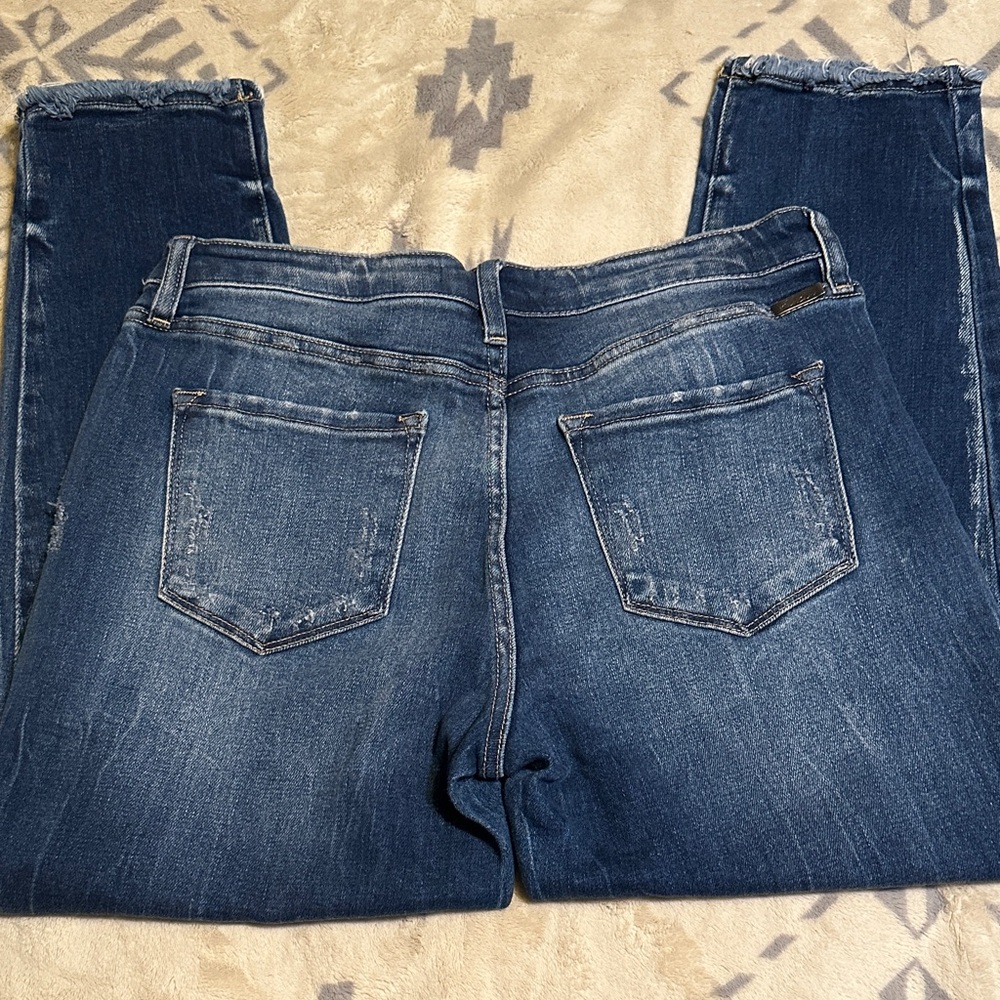 A122.   KanCan Women's Distressed slim straight Jeans in Dark Blue